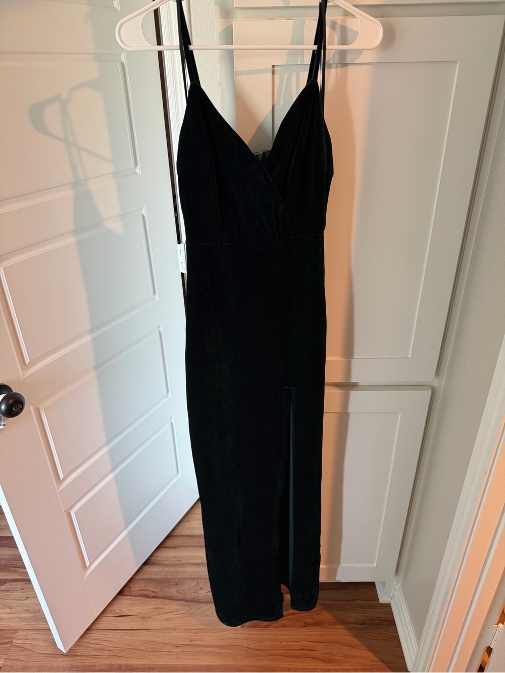 Lulu's Emerald Green Velvet Spaghetti Strap Maxi Dress with Front Slit